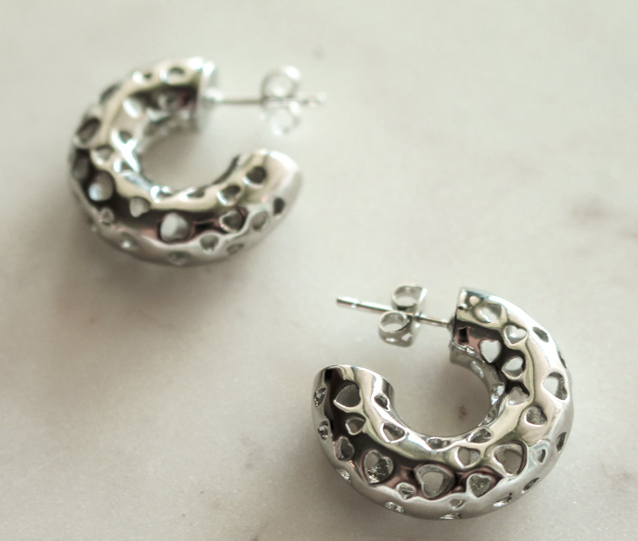 Chunky Heart Hoops